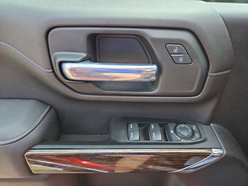 Used 2022 GMC Sierra 2500 SLE w/ Remote Start Package RWD image 15