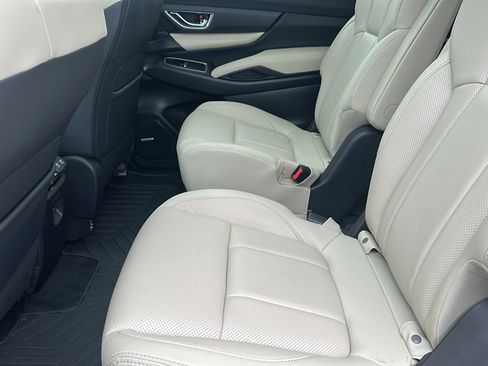 Used 2022 Subaru Ascent Limited w/ Technology Package image 19