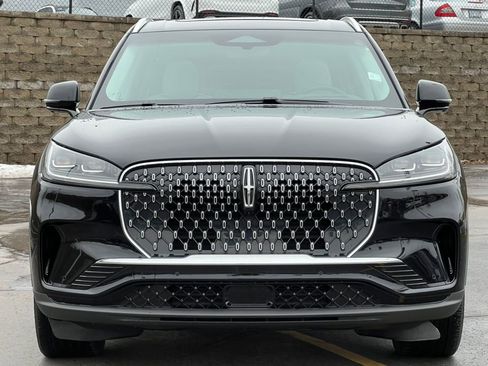 Used 2025 Lincoln Aviator Reserve w/ Equipment Group 201A AWD/4WD image 39