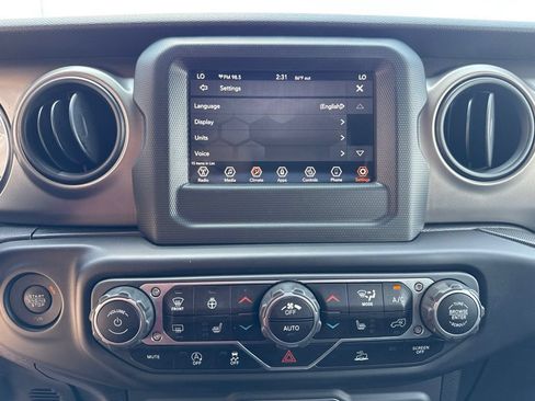 Used 2021 Jeep Wrangler Unlimited Sport AWD/4WD image 33