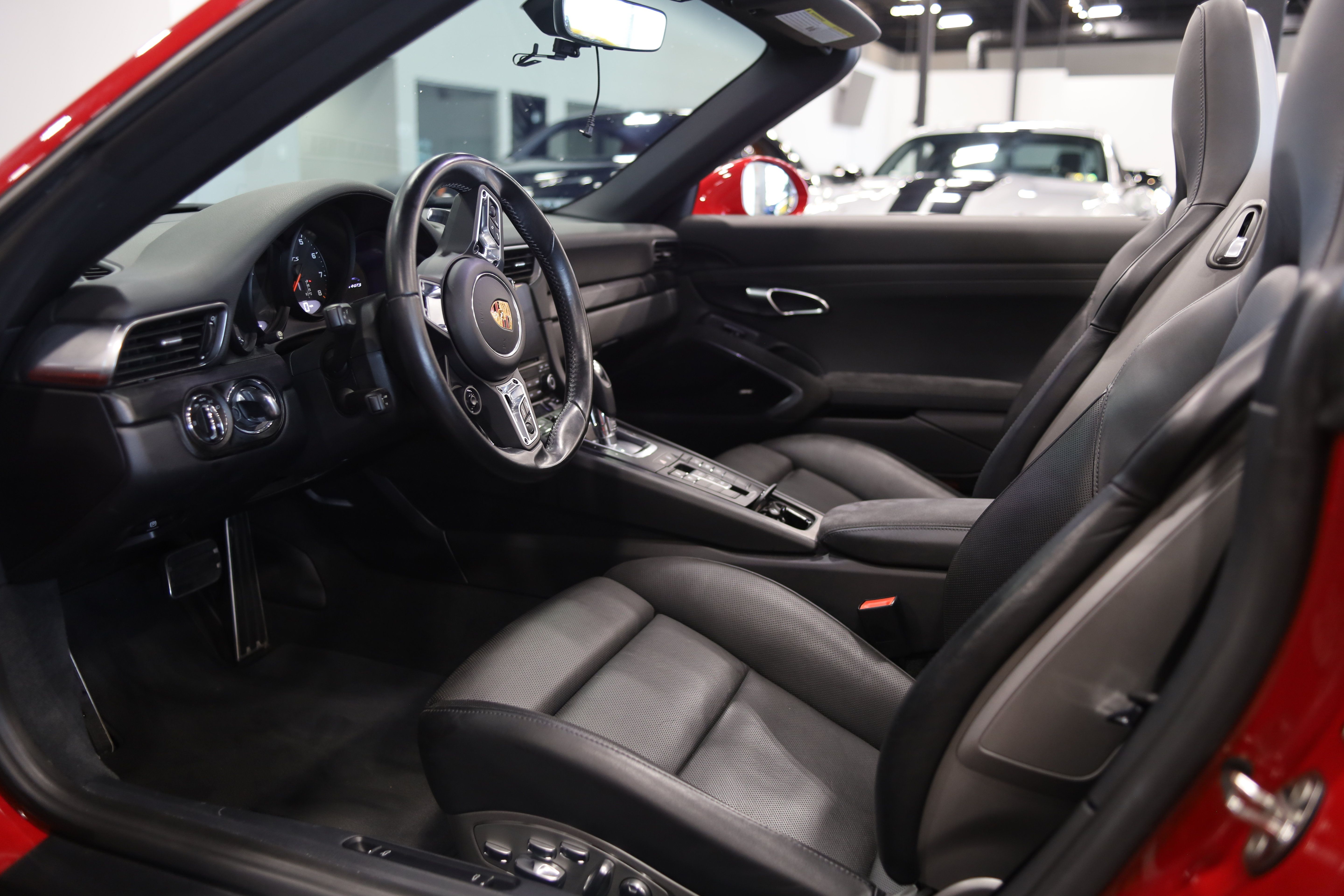 Used 2018 Porsche 911 Carrera 4 GTS AWD/4WD image 15
