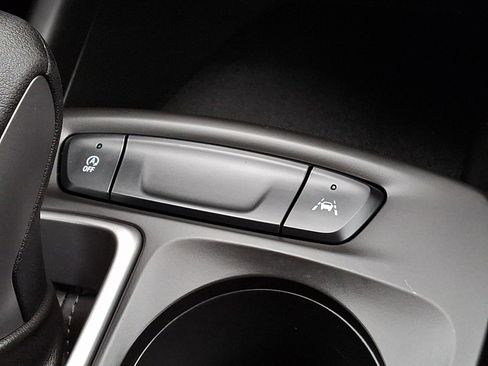 Used 2024 Chevrolet Trax LS image 23