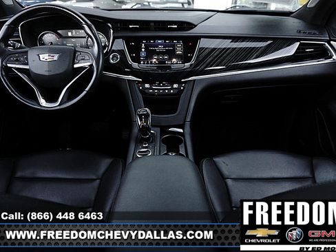 Used 2024 Cadillac XT6 Premium Luxury image 7