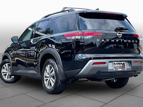 New 2026 Nissan Pathfinder SL FWD image 12
