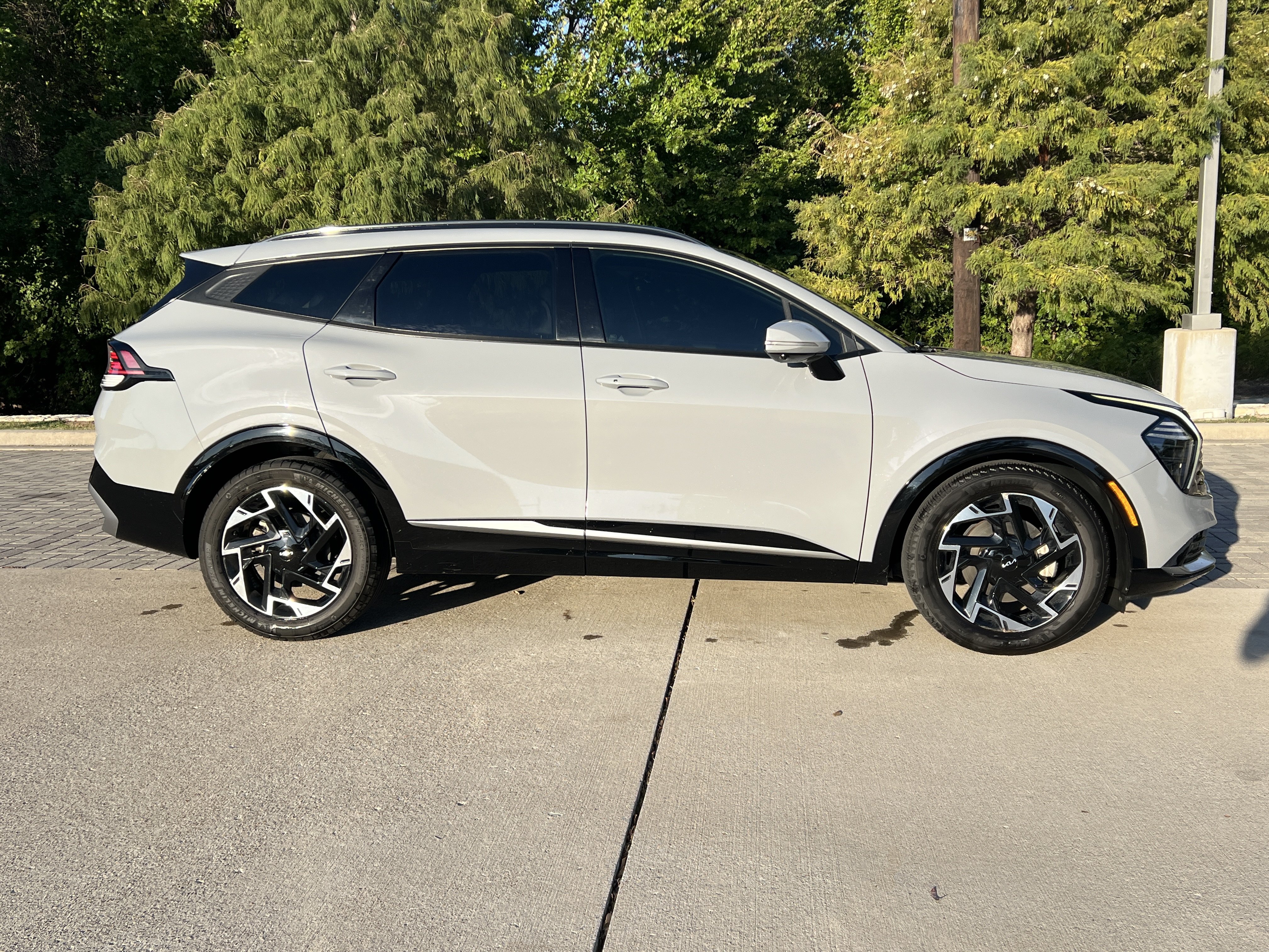 Used 2024 Kia Sportage SX FWD image 10