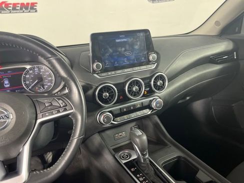 Used 2022 Nissan Sentra SV image 16