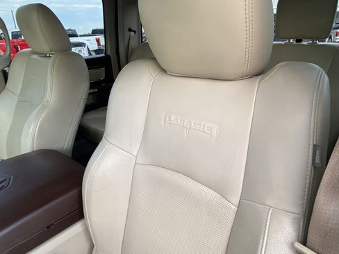 Used 2017 RAM 1500 Laramie image 10