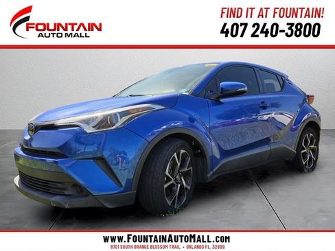 Used 2019 Toyota C-HR XLE FWD image 1