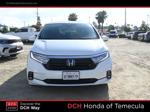 Used 2021 Honda Odyssey Touring image 2