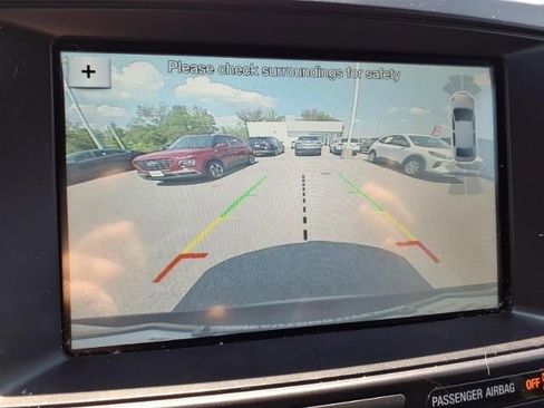 Used 2017 Ford Explorer XLT AWD/4WD image 12