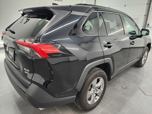 Used 2024 Toyota RAV4 XLE image 5
