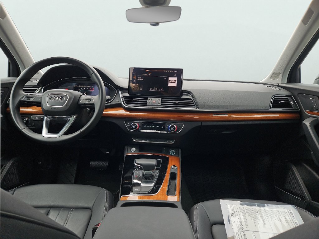 Used 2023 Audi Q5 2.0T Premium Plus AWD/4WD image 11