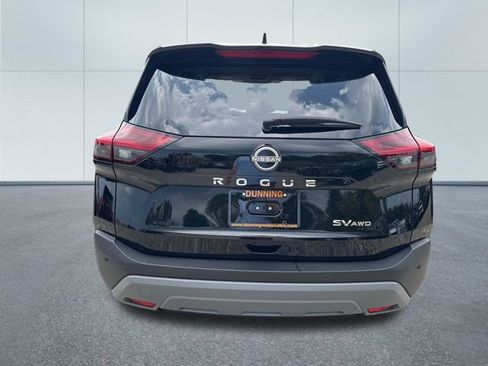 Used 2023 Nissan Rogue SV AWD/4WD image 3