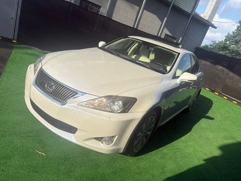 Used 2009 Lexus IS 250 AWD image 9