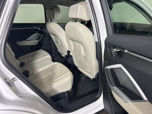 Used 2021 Audi Q3 2.0T Premium Plus w/ Premium Plus Package image 11