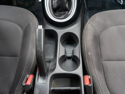 Used 2016 Kia Soul image 24
