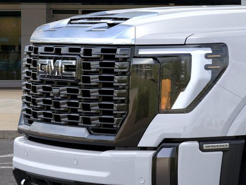 New 2026 GMC Sierra 3500 Denali Ultimate AWD/4WD image 15