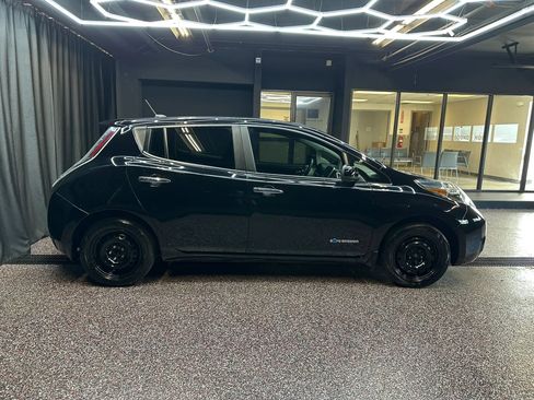 Used 2016 Nissan Leaf S w/ Charger Package FWD image 8