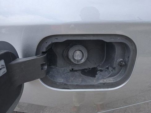 Used 2023 Chevrolet Equinox LT image 16