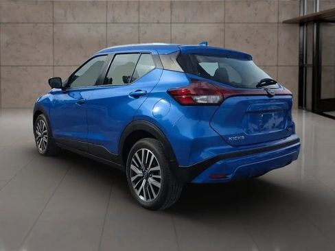 Used 2024 Nissan Kicks SV image 5