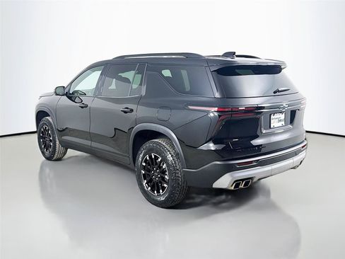 Used 2024 Chevrolet Traverse Z71 AWD/4WD image 7