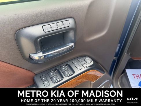 Used 2016 Chevrolet Silverado 1500 High Country w/ High Country Premium Package image 16