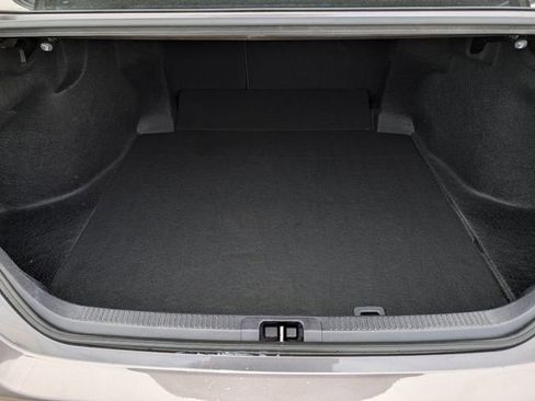 Used 2024 Toyota Camry SE image 27