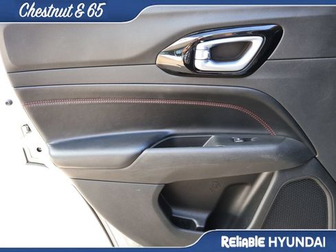 Used 2022 Jeep Compass Trailhawk w/ Trailhawk Convenience Group AWD/4WD image 17