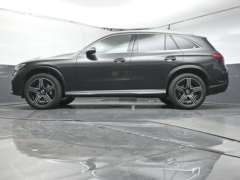 Used 2026 Mercedes-Benz GLC 300 image 40