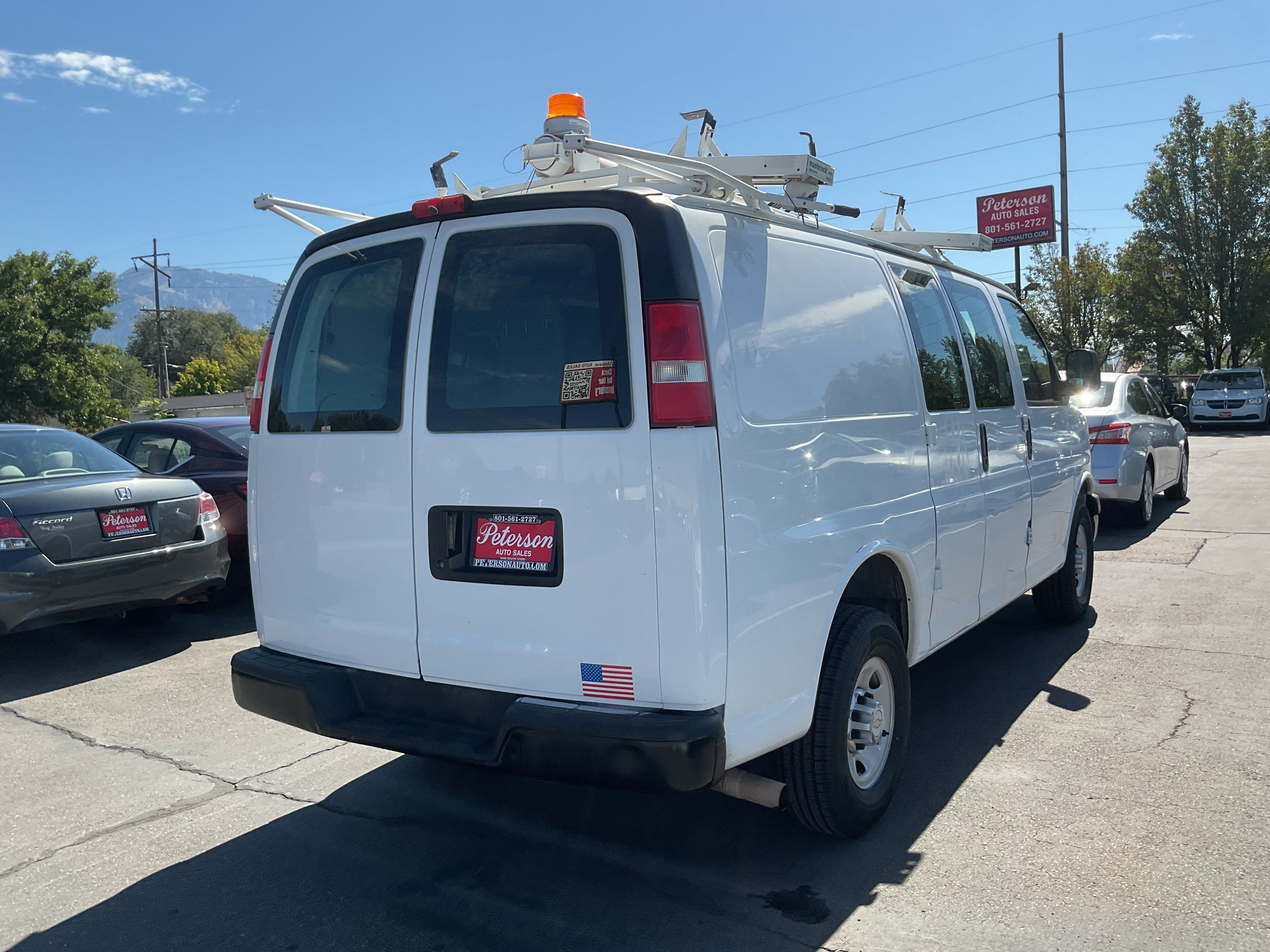 Used 2013 Chevrolet Express 2500 RWD image 6