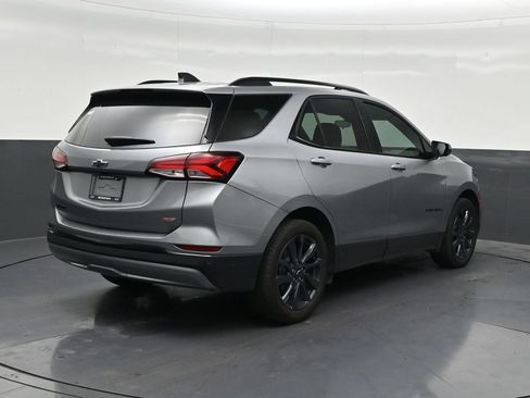 Used 2024 Chevrolet Equinox RS w/ RS Leather Package FWD image 5