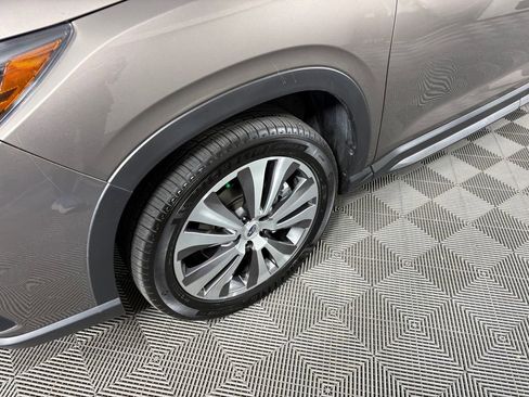 Used 2022 Subaru Ascent Touring AWD/4WD image 9