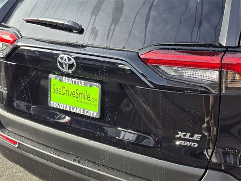 New 2025 Toyota RAV4 XLE image 13