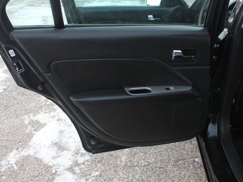 Used 2011 Ford Fusion SEL w/ 302A Rapid Spec Order Code image 37