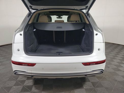 Used 2021 Audi Q5 2.0T Premium Plus w/ Premium Plus Package AWD/4WD image 9