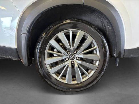 Used 2025 Nissan Pathfinder SL w/ SL Premium Package AWD/4WD image 19
