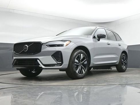 New 2026 Volvo XC60 B5 Core w/ Climate Package AWD/4WD image 37