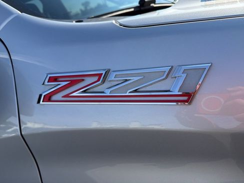 Used 2020 Chevrolet Silverado 1500 LT w/ All-Star Edition image 15