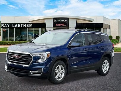 Used 2022 GMC Terrain SLE w/ Driver Convenience Package