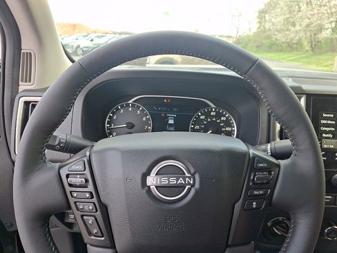 New 2026 Nissan Frontier SV AWD/4WD image 9