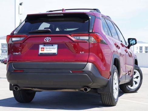 Used 2020 Toyota RAV4 LE w/ Carpet Mat Package FWD image 6