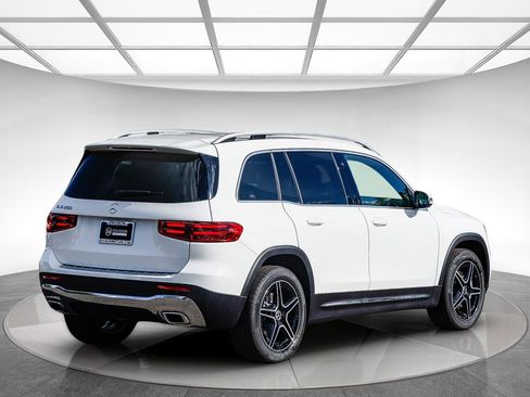 New 2026 Mercedes-Benz GLB 250 image 4