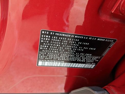 Used 2023 Volkswagen Taos SEL image 30