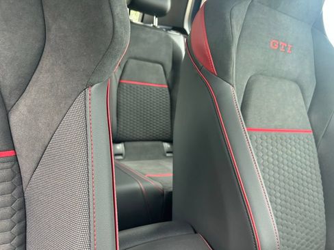 New 2026 Volkswagen GTI SE FWD image 35