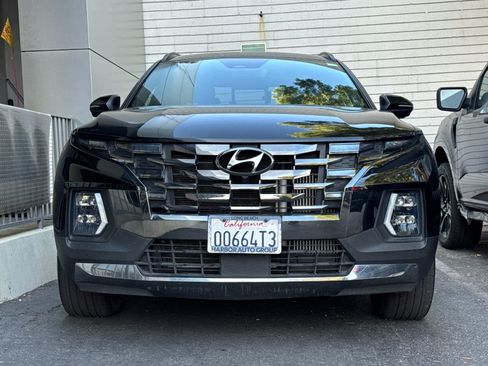 Used 2023 Hyundai Santa Cruz Limited AWD/4WD image 2