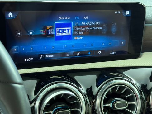 Used 2023 Mercedes-Benz CLA 250 image 16