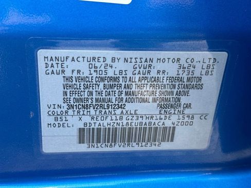 Used 2024 Nissan Versa SR FWD image 30