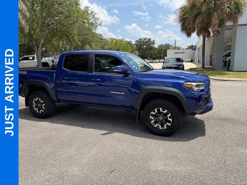 Used 2022 Toyota Tacoma TRD Off-Road w/ Technology Package AWD/4WD image 1