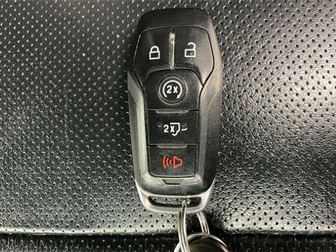 Used 2017 Ford F150 Lariat w/ Equipment Group 502A Luxury image 43