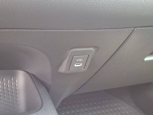 Used 2025 Toyota Corolla LE FWD image 26